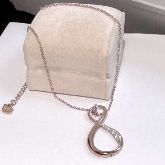 ✨ Stunning Elegant Vintage Swarovski Rose Infinity Exist Necklace - Picture 3 of 16